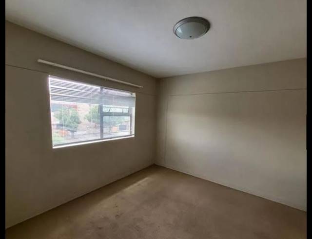 2 BEDROOM PROPERTY TO RENT IN DIE BULT